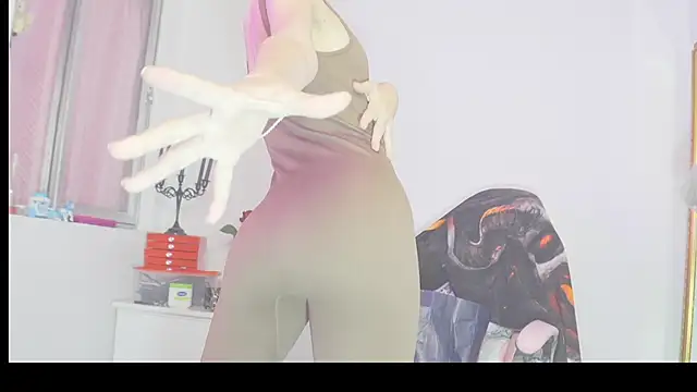 Snapshot of Stryxcy chatting on March 17, 2025, 9:46 pm Stryxcy online show from March 17, 2025, 9:46 pm