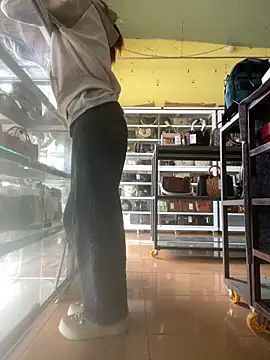 Snapshot of Rosa_998 chatting on March 10, 2026, 1:53 am Rosa 998 online show from March 10, 2026, 1:53 am