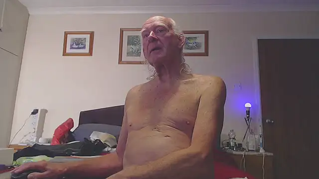 WaverlyKernow online show from October 5, 2025, 11:56 am