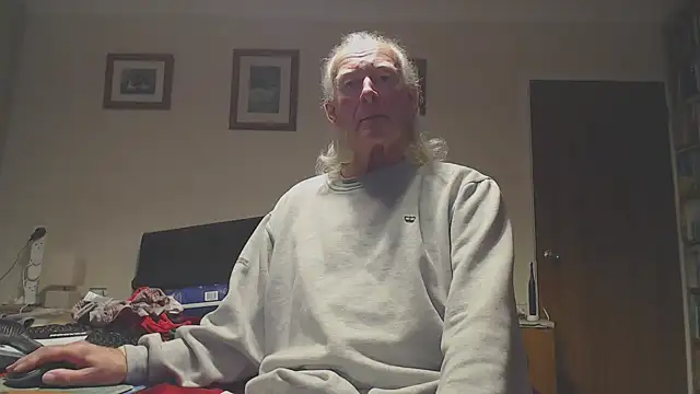 Snapshot of WaverlyKernow chatting on January 19, 2026, 2:10 pm WaverlyKernow online show from January 19, 2026, 2:10 pm