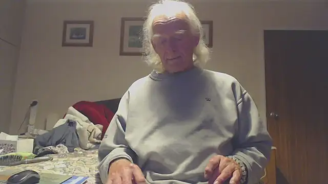 WaverlyKernow online show from September 13, 2025, 9:26 pm