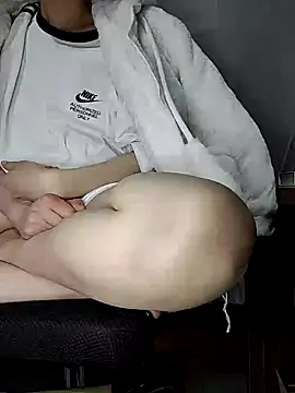 Snapshot of _Vitamin_Sex_ chatting on January 8, 2025, 5:59 pm Vitamin Sex online show from January 8, 2025, 5:59 pm