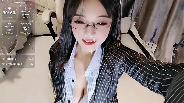 Snapshot of Ti_amo_UU chatting on September 14, 2025, 12:05 pm Ti amo UU online show from September 14, 2025, 12:05 pm