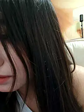 Ti amo UU online show from May 19, 2026, 2:02 pm