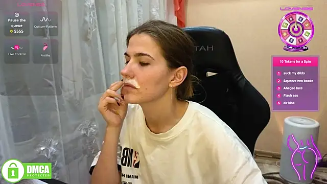 Snapshot of mag1c_eyes1 chatting on November 24, 2025, 3:34 pm mag1c eyes1 online show from November 24, 2025, 3:34 pm