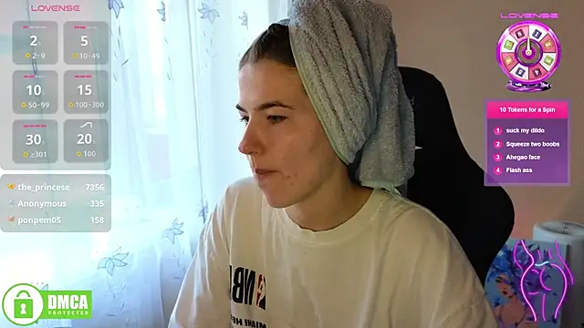 Snapshot of mag1c_eyes1 chatting on November 17, 2025, 12:42 pm mag1c eyes1 online show from November 17, 2025, 12:42 pm