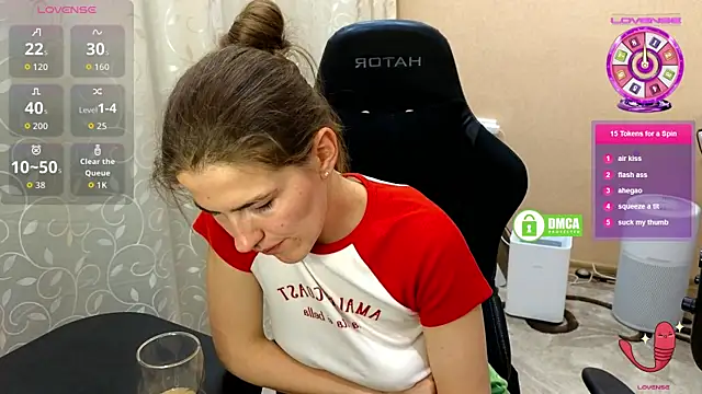 Snapshot of mag1c_eyes1 chatting on May 14, 2026, 4:15 pm mag1c eyes1 online show from May 14, 2026, 4:15 pm
