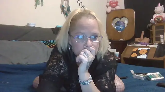 Toybox13 Pika online show from October 29, 2025, 2:10 am