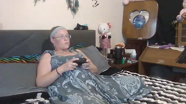 Toybox13 Pika online show from October 23, 2025, 9:02 pm