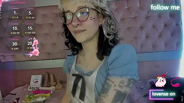 Snapshot of neeko_princes chatting on May 11, 2026, 4:04 pm neeko princes online show from May 11, 2026, 4:04 pm