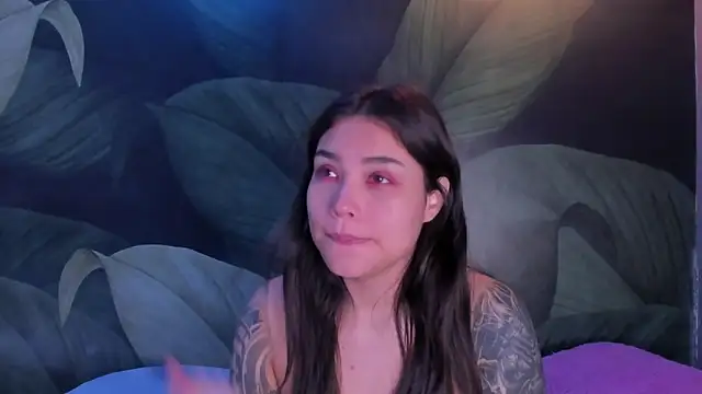 Snapshot of sweett_dirty chatting on November 12, 2025, 12:42 pm sweett dirty online show from November 12, 2025, 12:42 pm