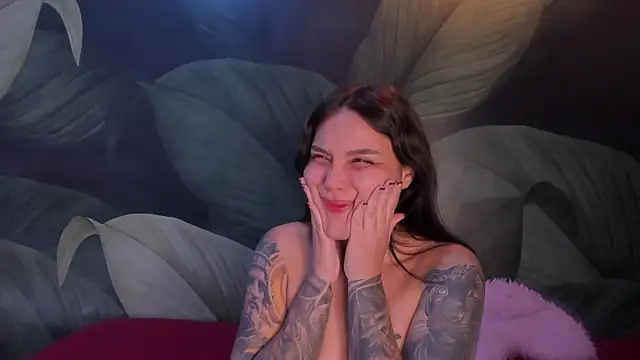 Snapshot of sweett_dirty chatting on February 28, 2025, 3:26 pm sweett dirty online show from February 28, 2025, 3:26 pm