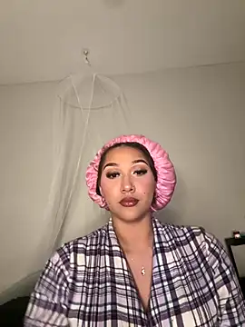 Snapshot of Lickplayofficial chatting on November 21, 2025, 3:27 am Lickplayofficial online show from November 21, 2025, 3:27 am