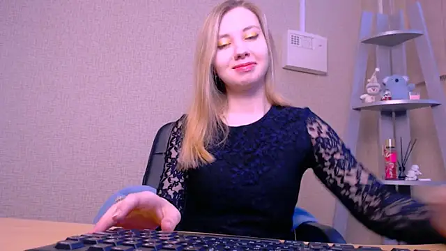 AliceFire  online show from February 27, 2025, 8:24 am