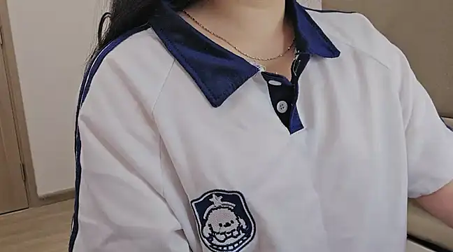 Kemmy babe20 online show from December 28, 2024, 1:49 pm