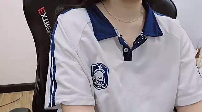 Kemmy babe20 online show from January 20, 2025, 4:10 am