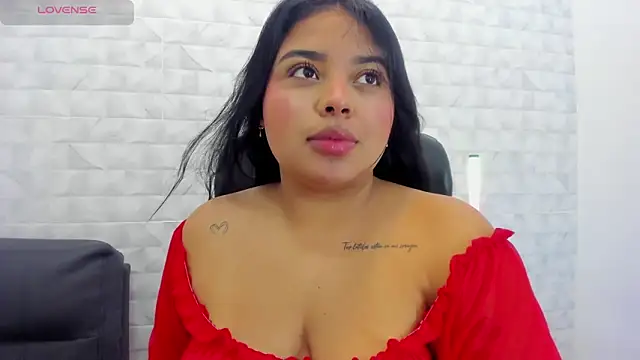 Snapshot of Emily_cooper20 chatting on March 22, 2025, 12:06 am Emily cooper20 online show from March 22, 2025, 12:06 am