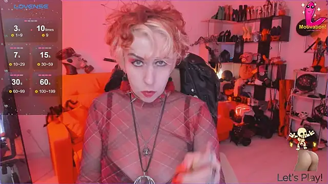 Snapshot of GinaMiracle chatting on November 8, 2025, 10:13 pm GinaMiracle online show from November 8, 2025, 10:13 pm