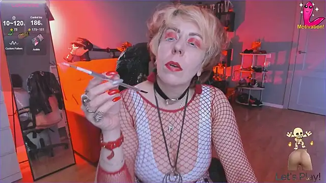 Snapshot of GinaMiracle chatting on December 15, 2025, 4:51 am GinaMiracle online show from December 15, 2025, 4:51 am