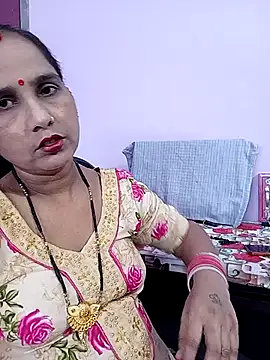 Snapshot of reemacouple007 chatting on July 4, 2026, 6:12 pm reemacouple007 online show from July 4, 2026, 6:12 pm