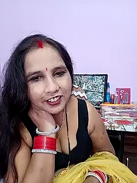 Snapshot of reemacouple007 chatting on July 27, 2026, 7:37 am reemacouple007 online show from July 27, 2026, 7:37 am