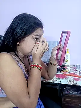 reemacouple007 online show from May 2, 2026, 3:23 am