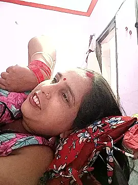Snapshot of reemacouple007 chatting on June 21, 2026, 8:53 am reemacouple007 online show from June 21, 2026, 8:53 am