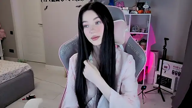 Aliceblush online show from November 17, 2025, 3:16 pm