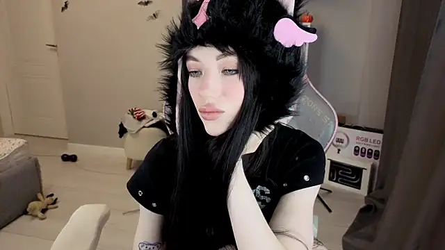 Aliceblush online show from November 28, 2025, 3:12 pm