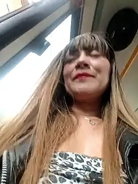 Snapshot of tata_laima__ chatting on June 16, 2026, 2:50 pm tata laima online show from June 16, 2026, 2:50 pm