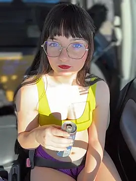 Snapshot of urpuppymoon chatting on February 5, 2026, 6:59 pm urpuppymoon online show from February 5, 2026, 6:59 pm