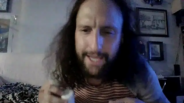 BobbyQ29 online show from June 21, 2026, 3:01 am