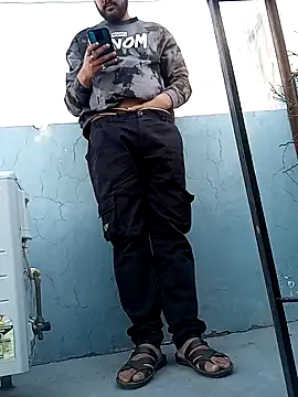 yours smp online show from January 25, 2025, 9:36 am