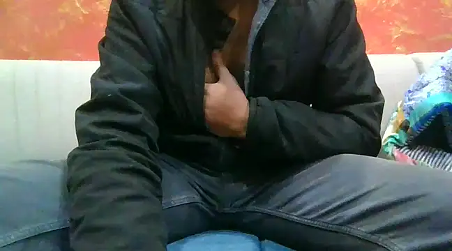 yours smp online show from January 24, 2025, 4:39 pm