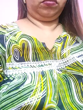 Snapshot of Ravina_patil1 chatting on July 20, 2026, 11:01 am Ravina patil1 online show from July 20, 2026, 11:01 am