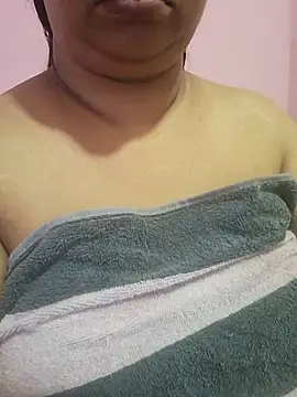 Snapshot of Ravina_patil1 chatting on June 28, 2026, 4:08 am Ravina patil1 online show from June 28, 2026, 4:08 am