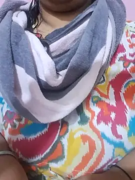 Snapshot of Ravina_patil1 chatting on July 23, 2026, 6:55 am Ravina patil1 online show from July 23, 2026, 6:55 am