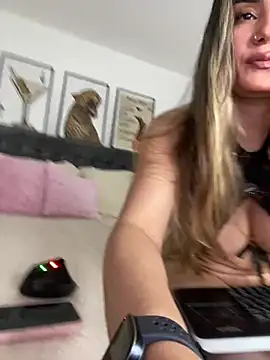 exoticcute online show from July 8, 2026, 4:29 pm
