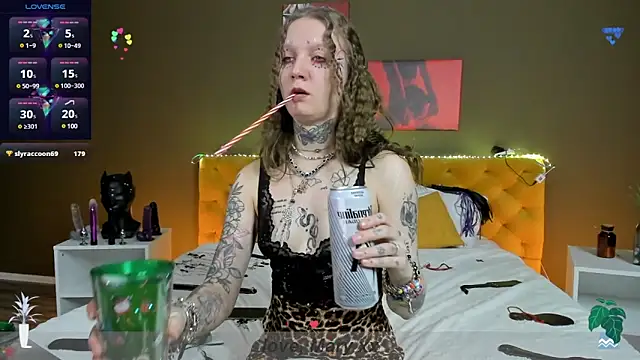 Mary Xextra online show from February 27, 2025, 4:24 am