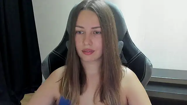 Snapshot of Mia_shy1 chatting on July 7, 2026, 4:59 am Mia shy1 online show from July 7, 2026, 4:59 am