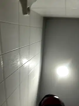 Snapshot of kingoqueens chatting on September 19, 2025, 11:42 pm kingoqueens online show from September 19, 2025, 11:42 pm