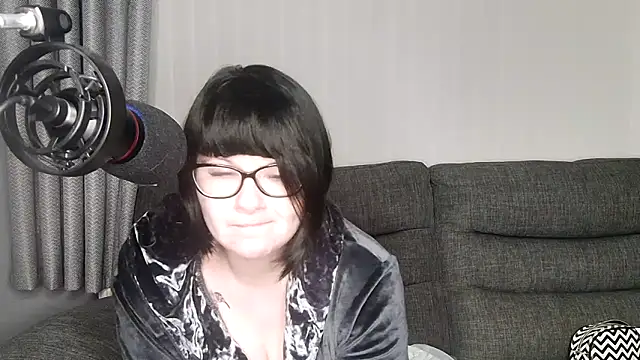 Snapshot of SquirtingIrishShannon chatting on February 4, 2025, 6:27 pm SquirtingIrishShannon online show from February 4, 2025, 6:27 pm