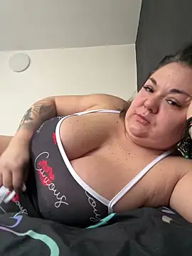 Snapshot of MikyVesela chatting on March 23, 2026, 8:36 am MikyVesela online show from March 23, 2026, 8:36 am