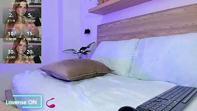 Snapshot of enma30_ chatting on October 28, 2025, 1:43 pm enma30 online show from October 28, 2025, 1:43 pm