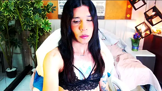 SaraSofia44 online show from June 15, 2026, 3:55 pm