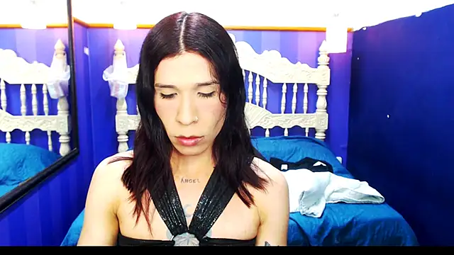 Snapshot of SaraSofia44 chatting on October 15, 2025, 1:04 am SaraSofia44 online show from October 15, 2025, 1:04 am