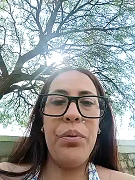 Snapshot of Lena-32 chatting on January 11, 2025, 3:52 pm Lena-32 online show from January 11, 2025, 3:52 pm