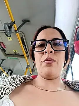 Snapshot of Lena-32 chatting on February 20, 2025, 4:14 pm Lena-32 online show from February 20, 2025, 4:14 pm