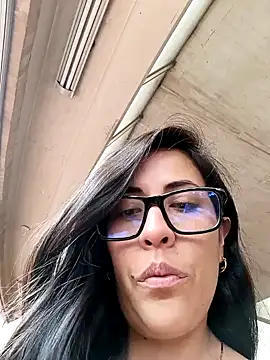 Snapshot of Lena-32 chatting on December 17, 2024, 8:10 pm Lena-32 online show from December 17, 2024, 8:10 pm