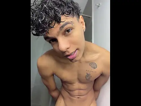 james dreams  online show from May 15, 2026, 11:25 pm